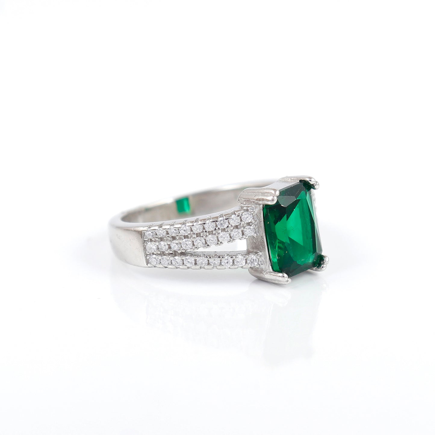 Silver Emerald Stone Ring