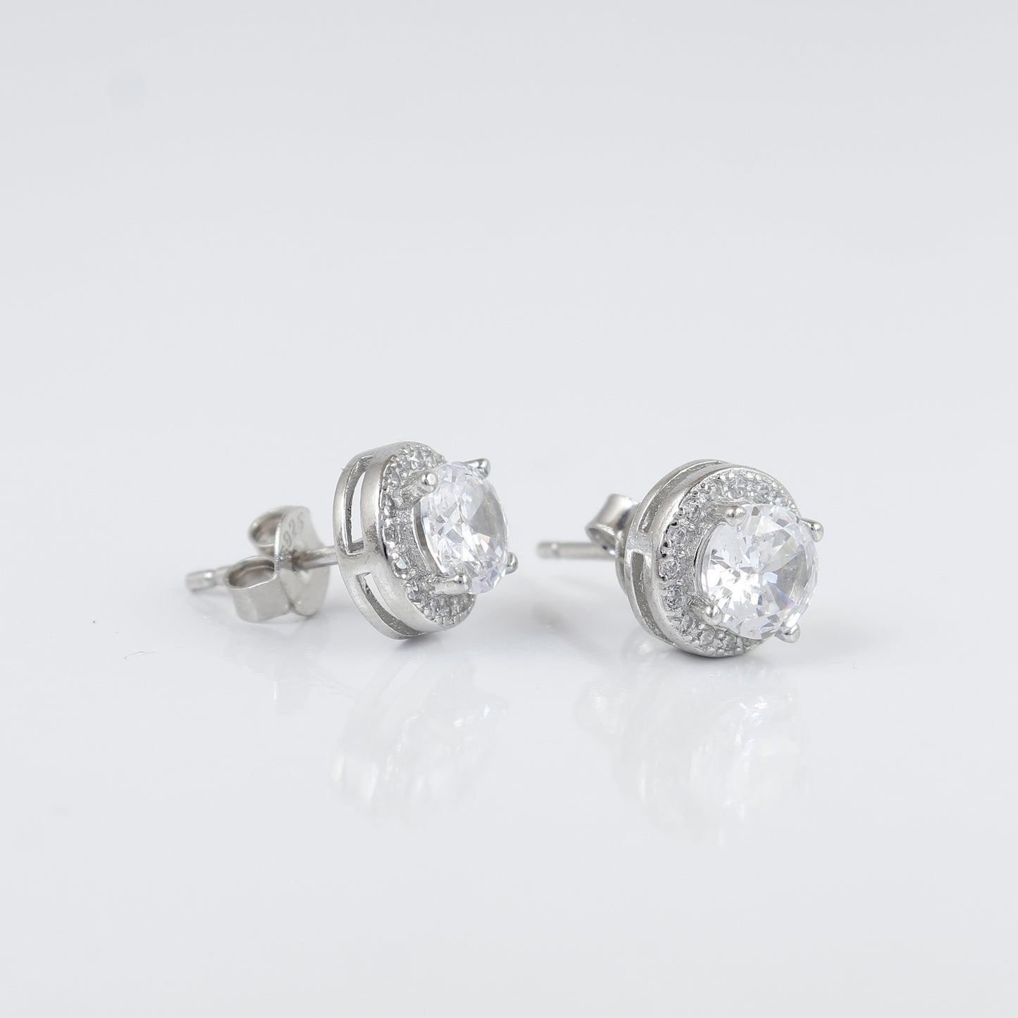 circle cut diamond 925 silver eariing