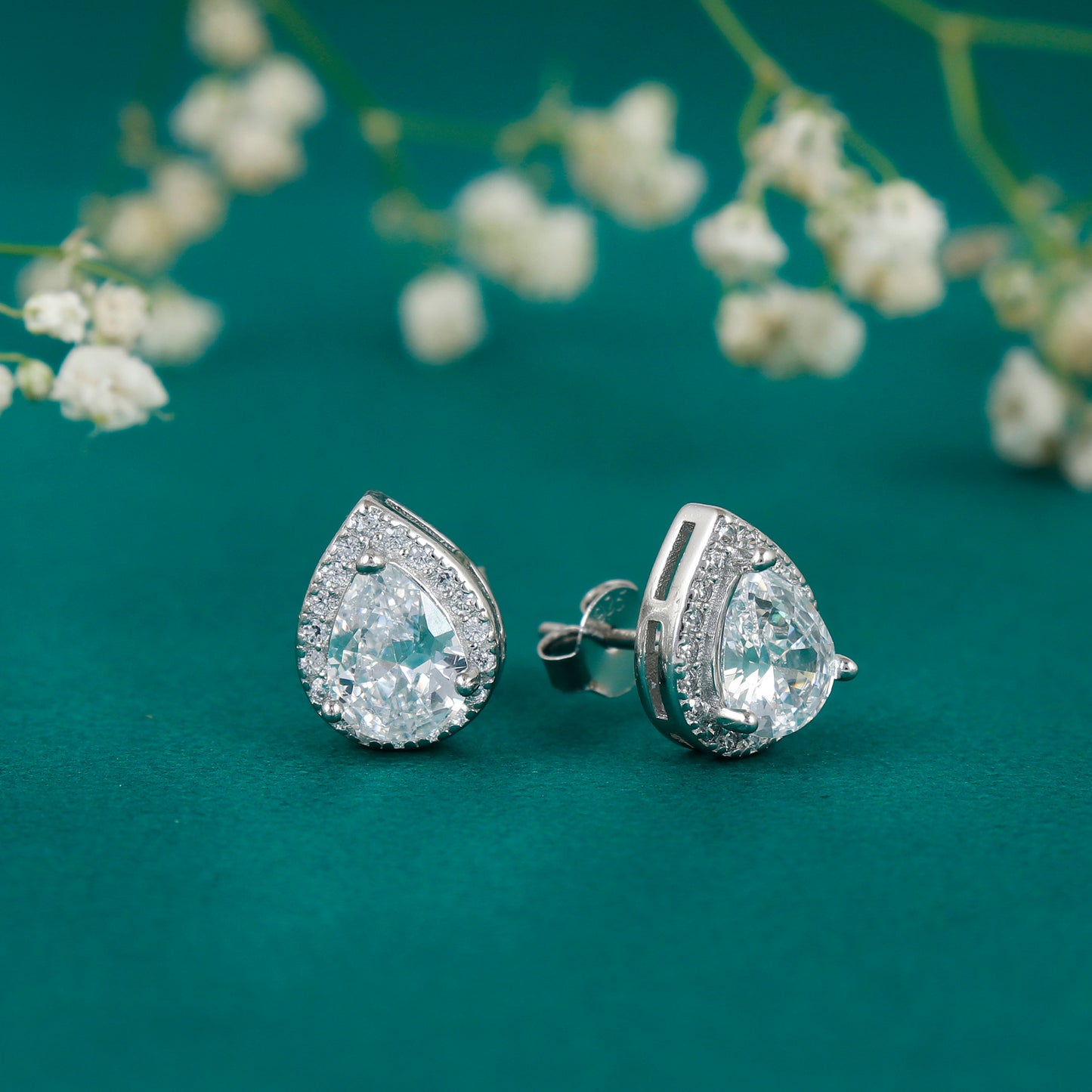 Drop cut silver cut earring